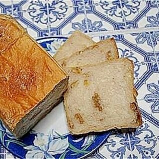 もっちりクルミ食パン　高加水パン